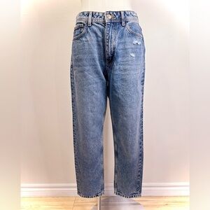 👖 Zara Mom Jeans – High Rise